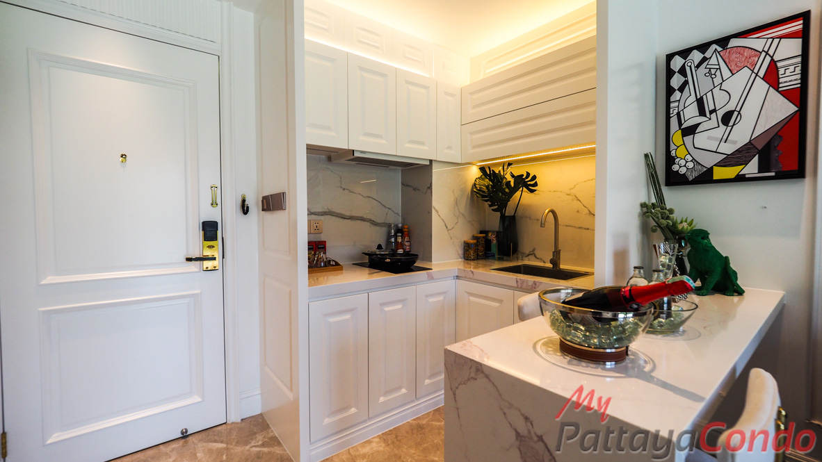 Albar Peninsula Condo Pattaya For Sale - ALBAR01-2
