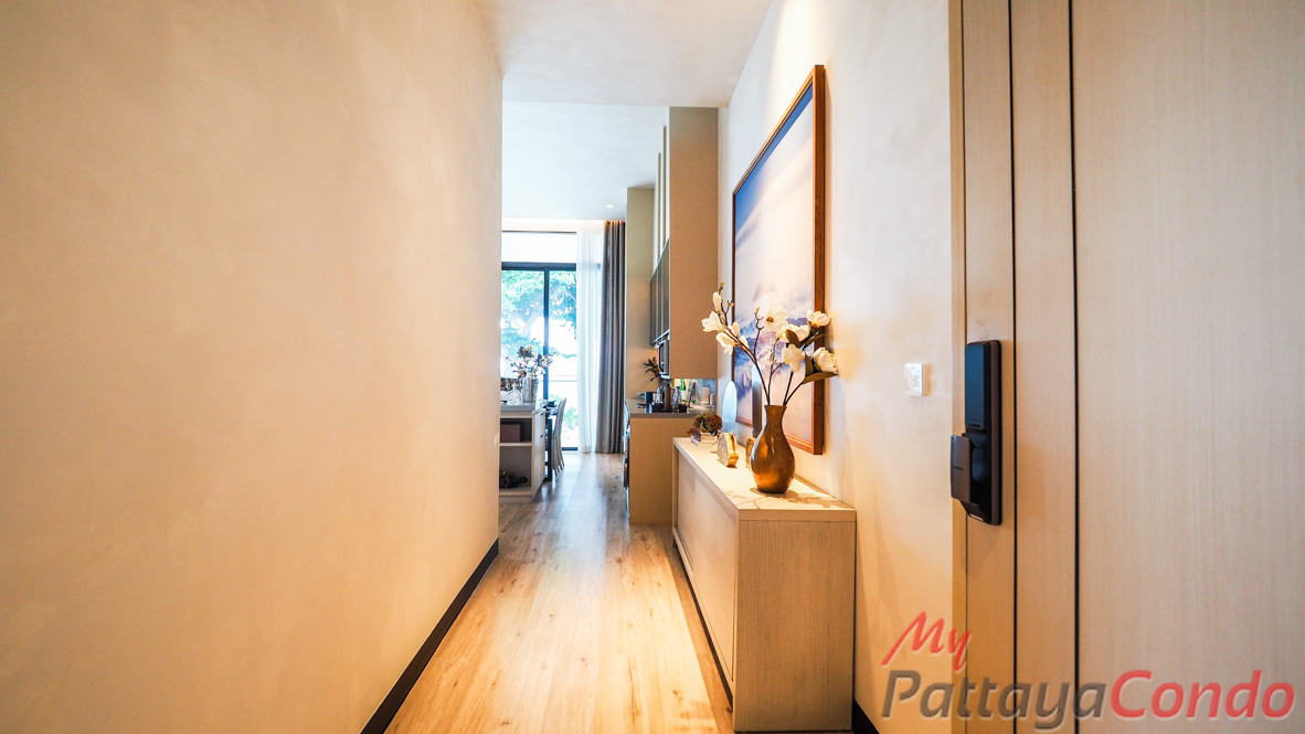 Arom Wong Amat Condo Pattaya For Sale - AROM02