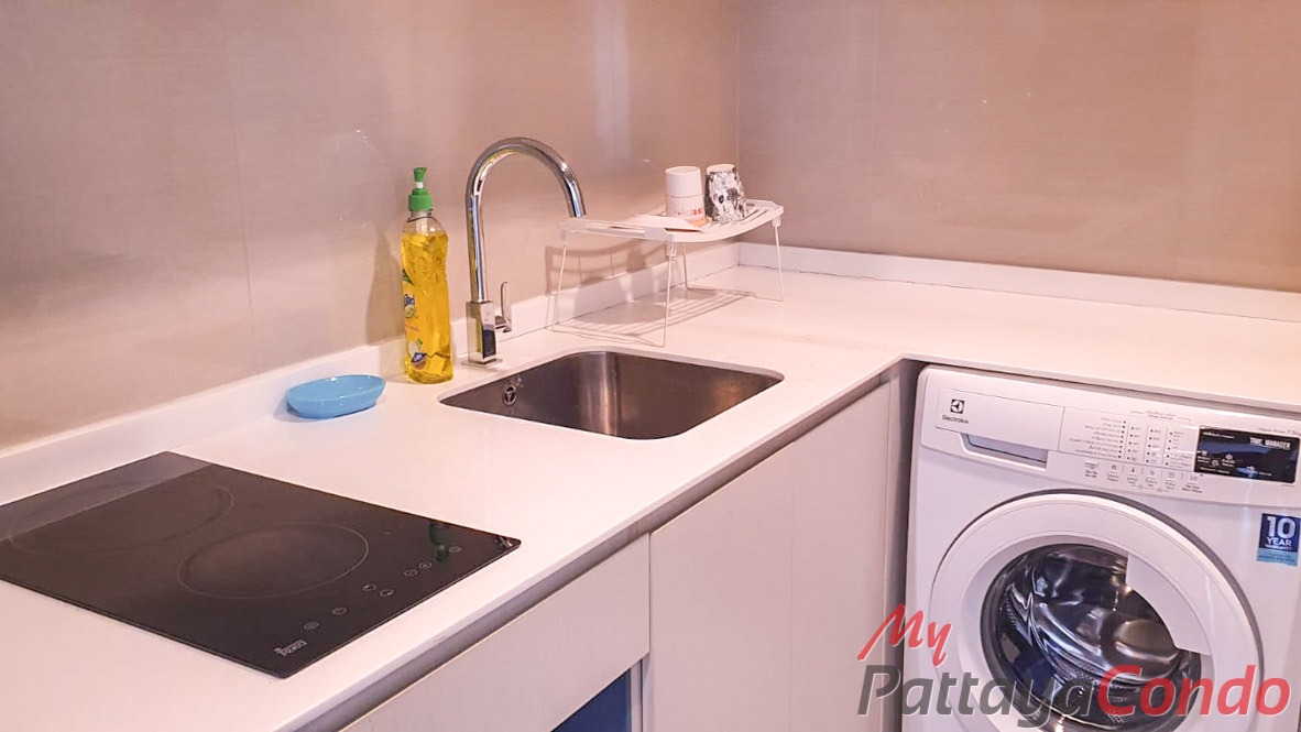 Centric Sea Pattaya Condo For Sale - CC64-11