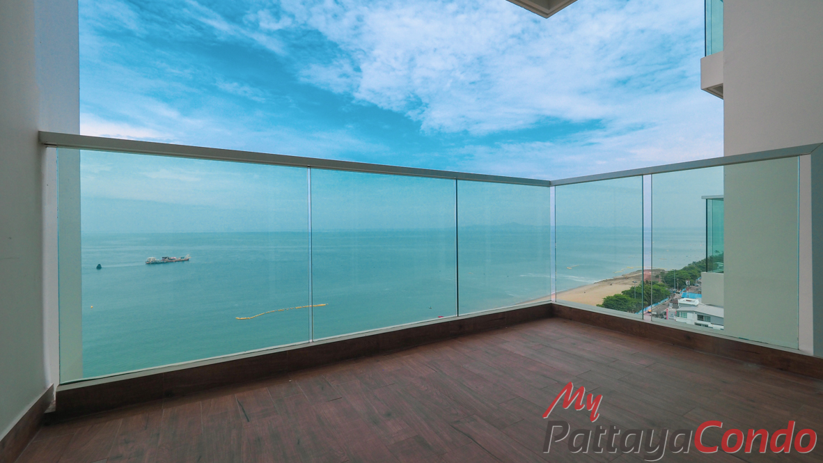 Cetus Beachfront Condo Pattaya For Sale - CETUS14-13