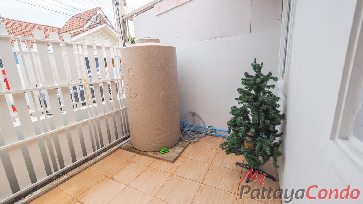 Chokchai Village 7 Townhouse Pattaya For Sale - HECCV701-4