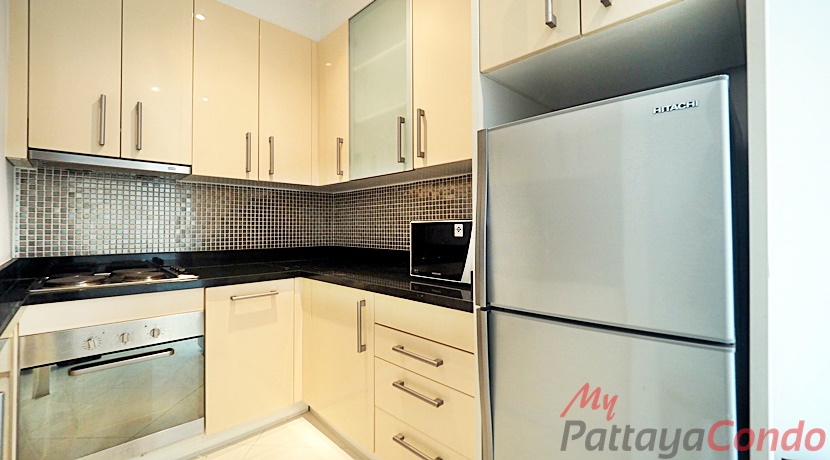 Diamond Suites Resort Pattaya Condo For Sale - DS05-1