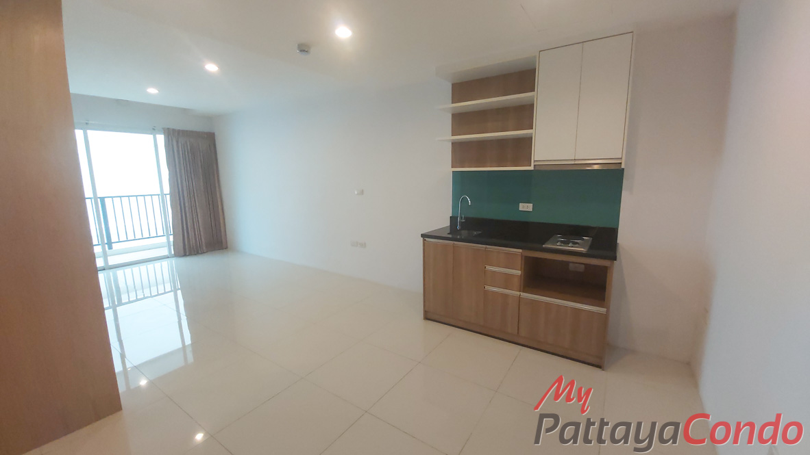Diamond Suites Resort Pattaya Condo For Sale - DS13