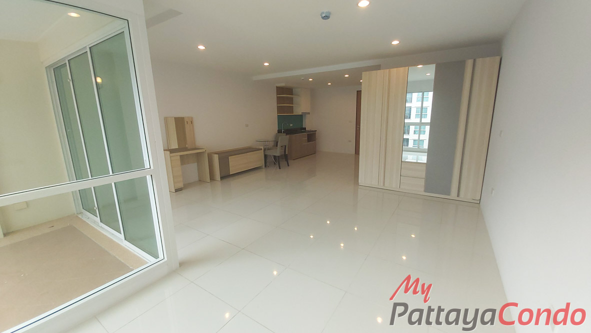 Diamond Suites Resort Pattaya Condo For Sale - DS14-5