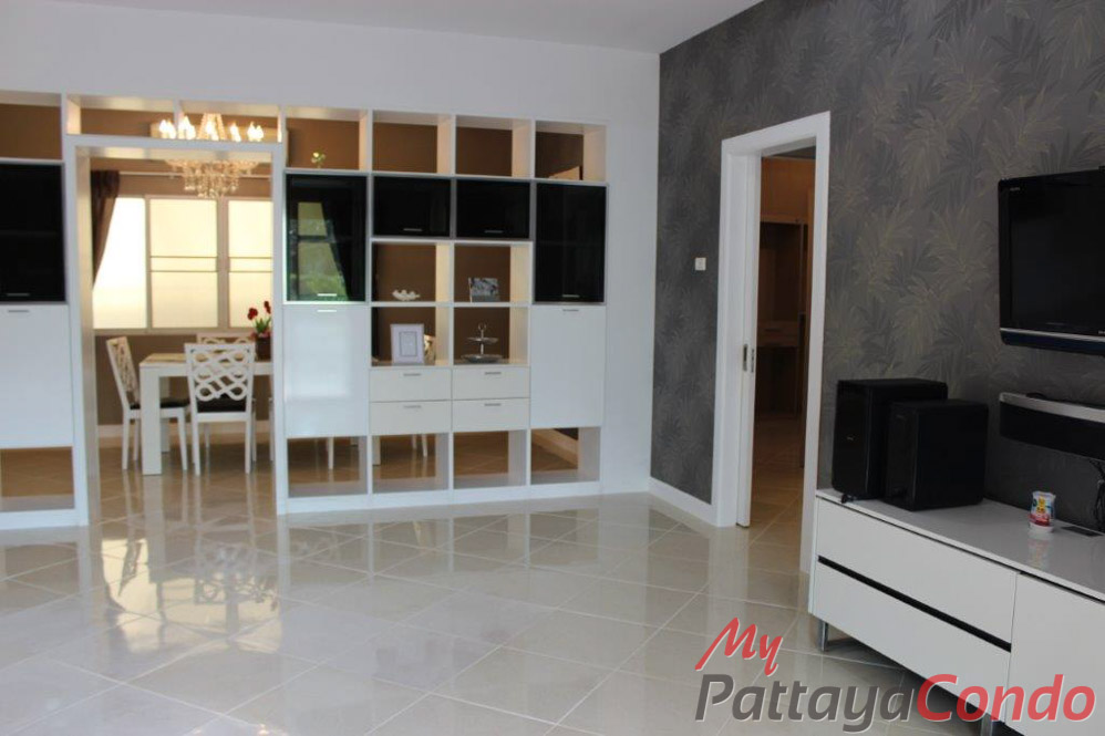 Green Field Villas 3 East Pattaya House For Sale - HEGF302-9