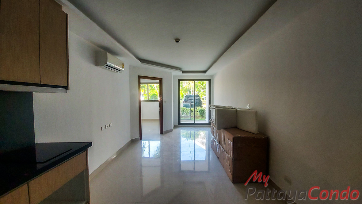 Laguna Beach Resort 3 The Maldives Pattaya Condo For Sale - LBR3M33