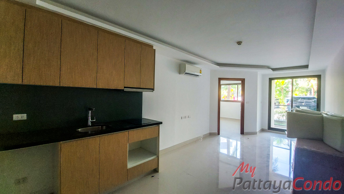 Laguna Beach Resort 3 The Maldives Pattaya Condo For Sale - LBR3M33-1
