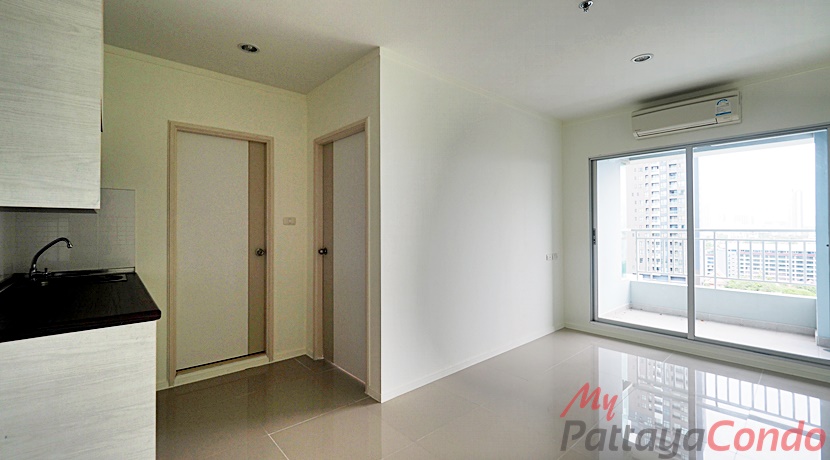 Lumpini Park Beach Jomtien Condo For Sale - LPN08