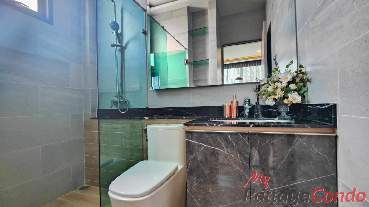 Madcha Nirvana Huay Yai Pattaya House For Sale - HEMCN01-16