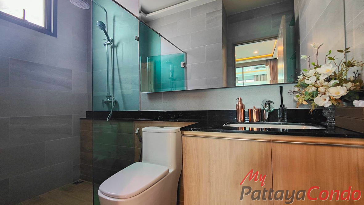 Madcha Nirvana Huay Yai Pattaya House For Sale - HEMCN01-19