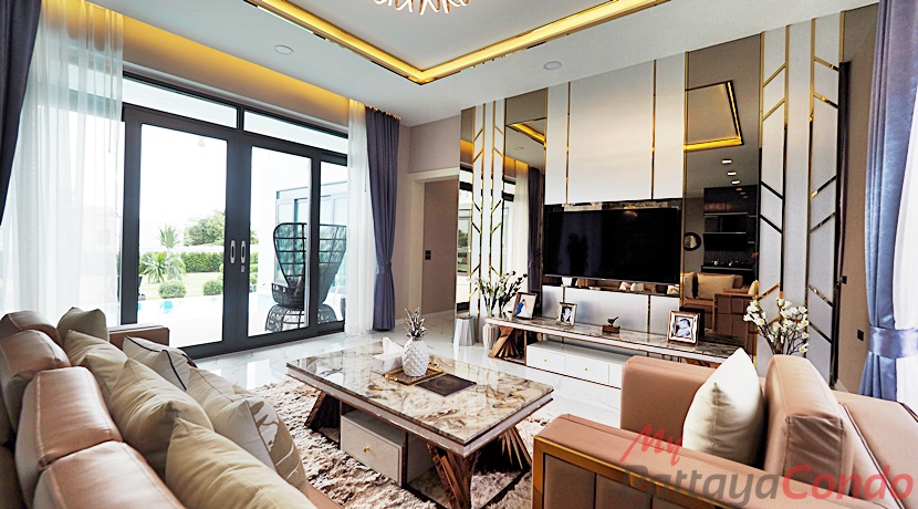 Palm Lakeside Pattaya Villa For Sale East Pattaya - HEPLP01-9