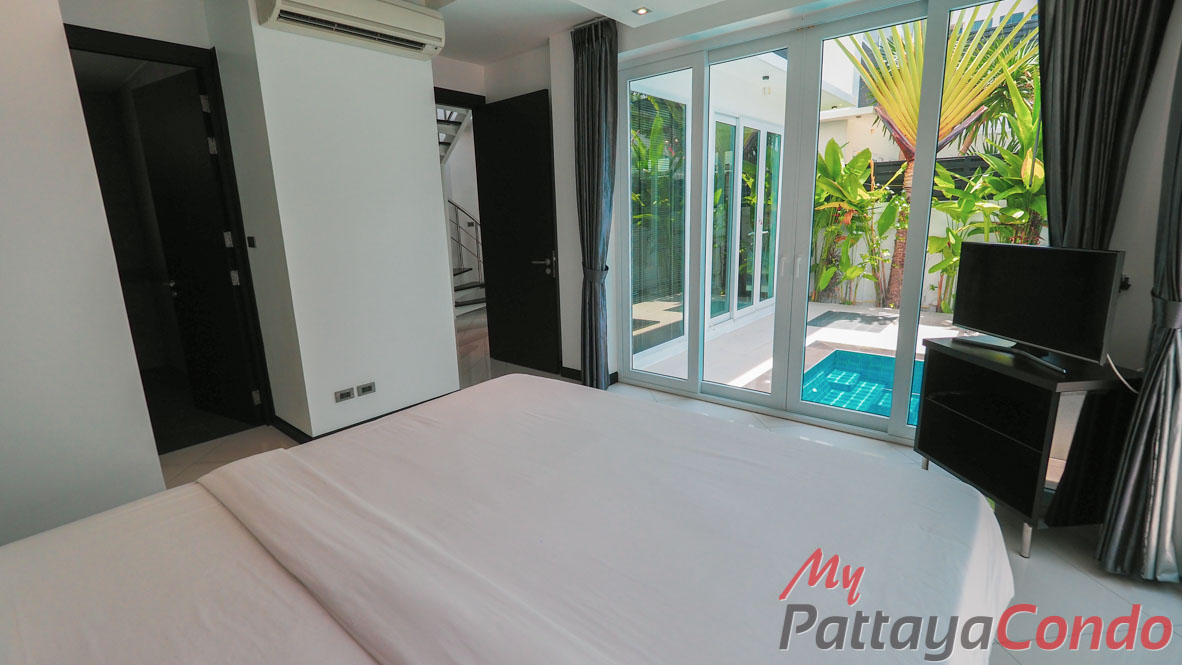 Palm Oasis Pool Villa Pattaya House For Sale - HJPO02-13