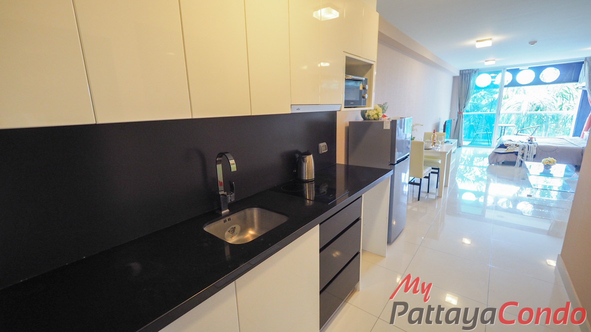 Park Royal 2 Pattaya Condo For Sale - PARK2R07-1