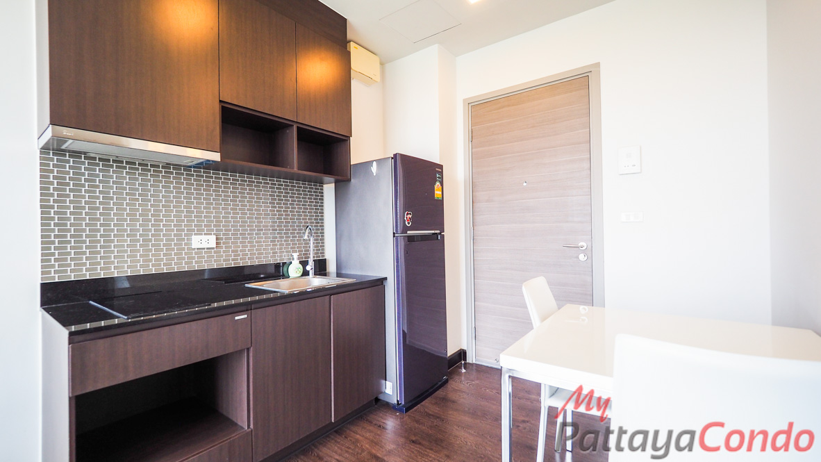 Pattaya Posh Condo For Sale - POSH01-3