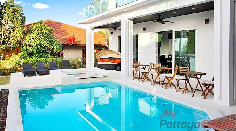 Phoenix Gold Country Huay Yai Pattaya House For Sale - HEPGC02