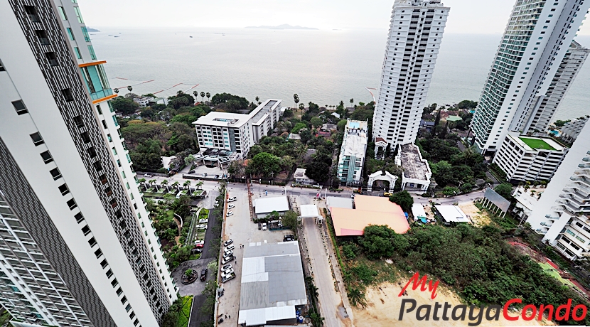 Riviera Wong Amat Condo For Sale - RW09-26