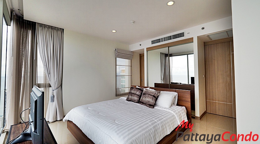 Riviera Wong Amat Condo For Sale - RW22