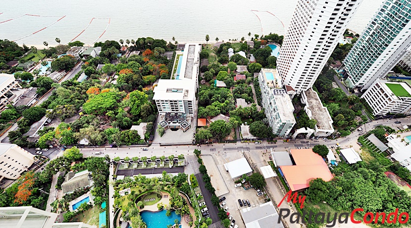 Riviera Wong Amat Condo For Sale - RW22