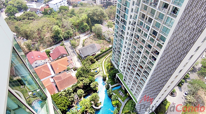 Riviera Wong Amat Condo For Sale - RW52-13