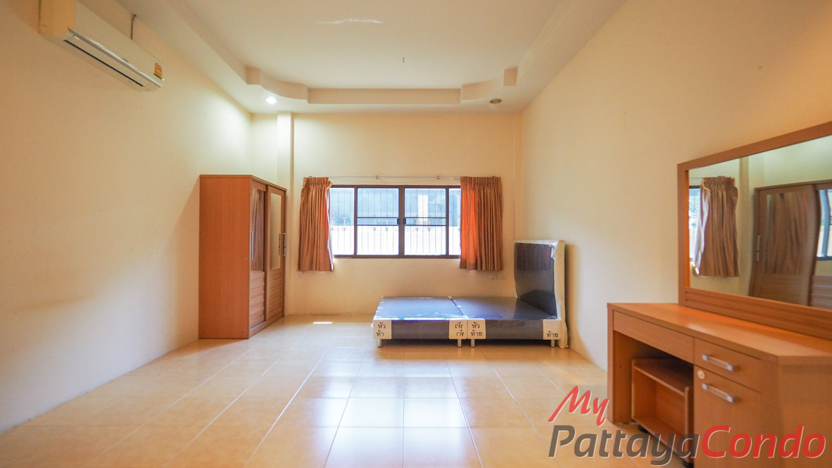 SP Village 4 East Pattaya House For Sale - HESP4V01-19