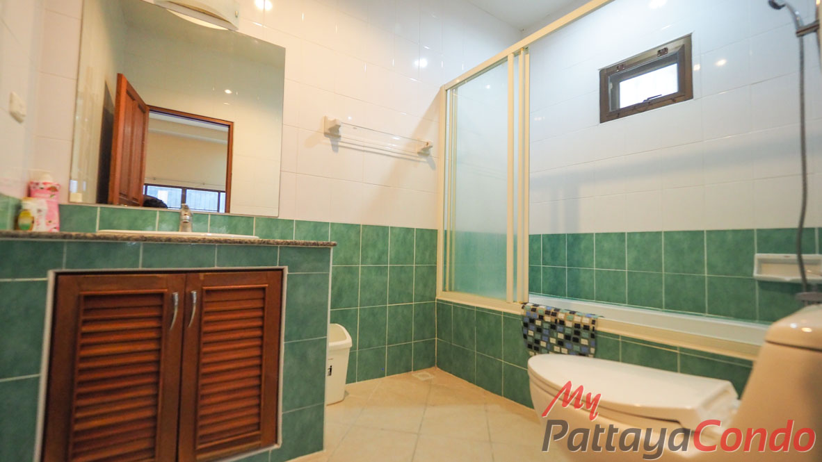 SP Village 4 East Pattaya House For Sale - HESP4V01-22