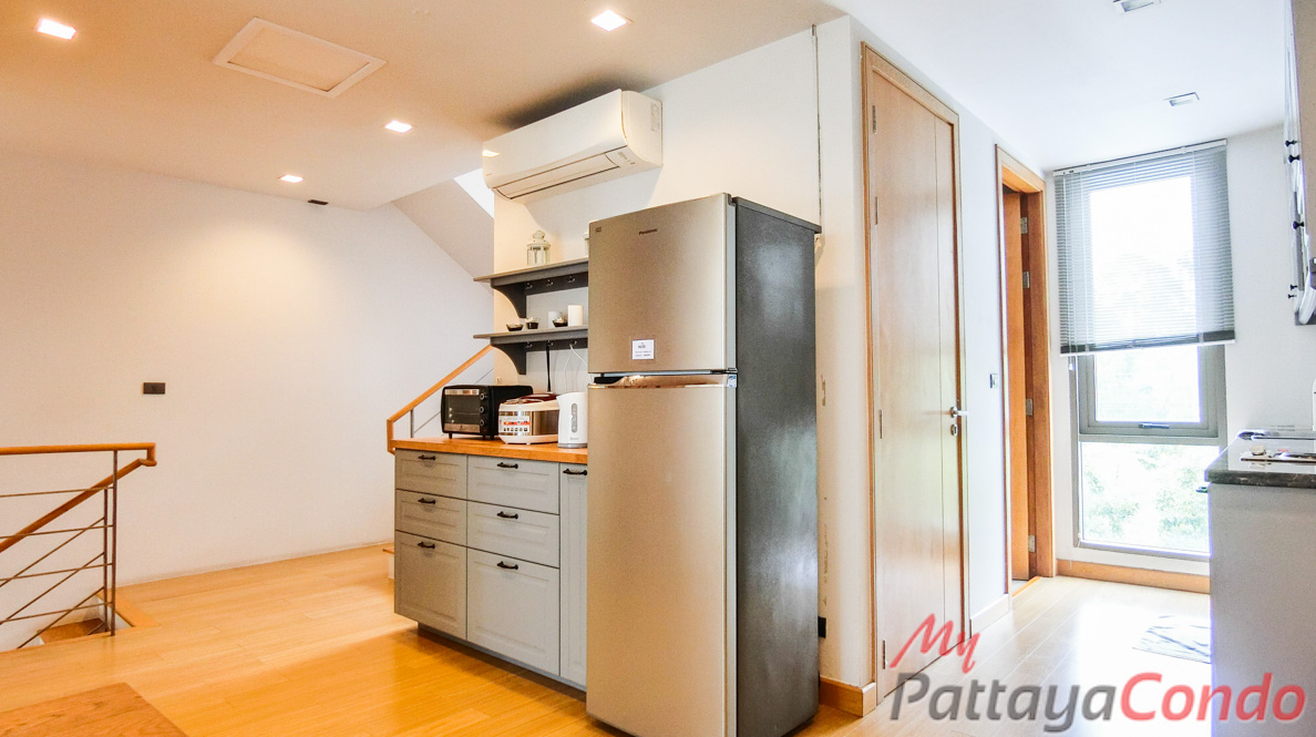 Sandbox Beachfront Villa East Pattaya Townhouse For Sale - HESB01-13