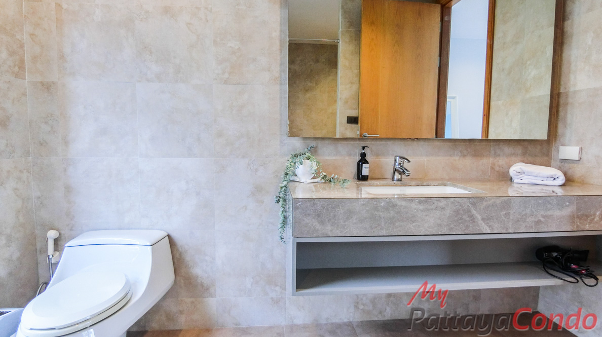 Sandbox Beachfront Villa East Pattaya Townhouse For Sale - HESB01-23