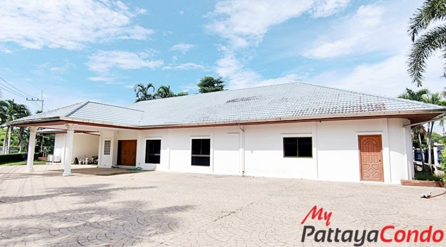 Swiss Paradise Village East Pattaya House For Sale - HESW01-1