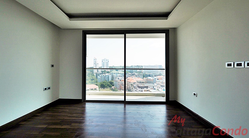 The Peak Towers Pattaya Condo For Sale - PEAKT45-4