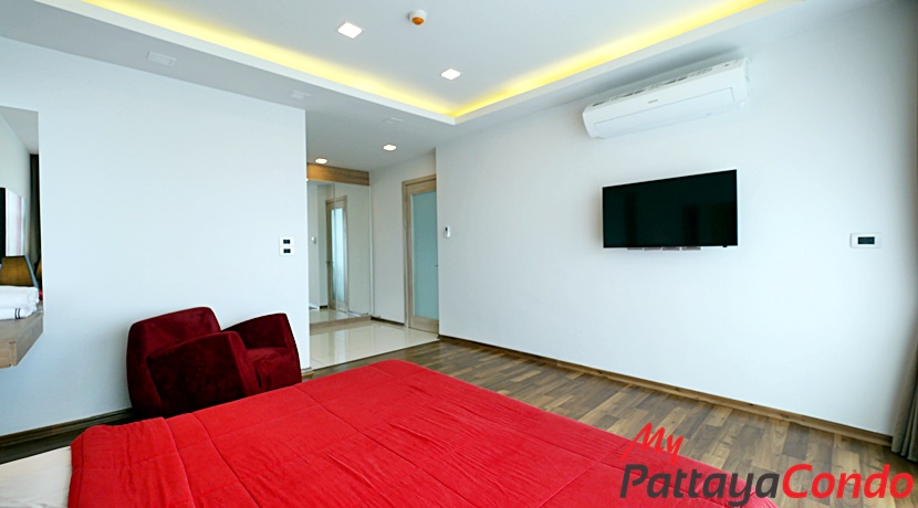 The Peak Towers Condo Pattaya For Sale - PEAKT24
