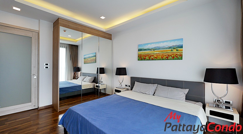 The Peak Towers Condo Pattaya For Sale - PEAKT24