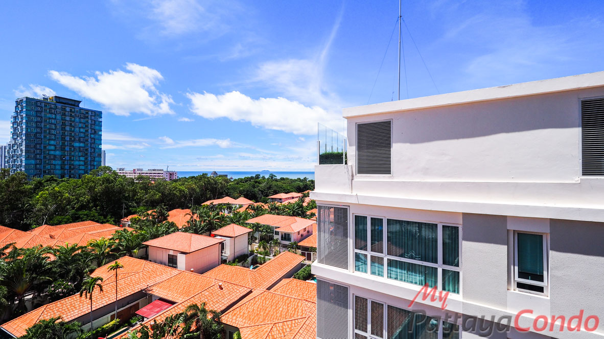The Peak Towers Pattaya Condo For Sale - PEAKT60-19