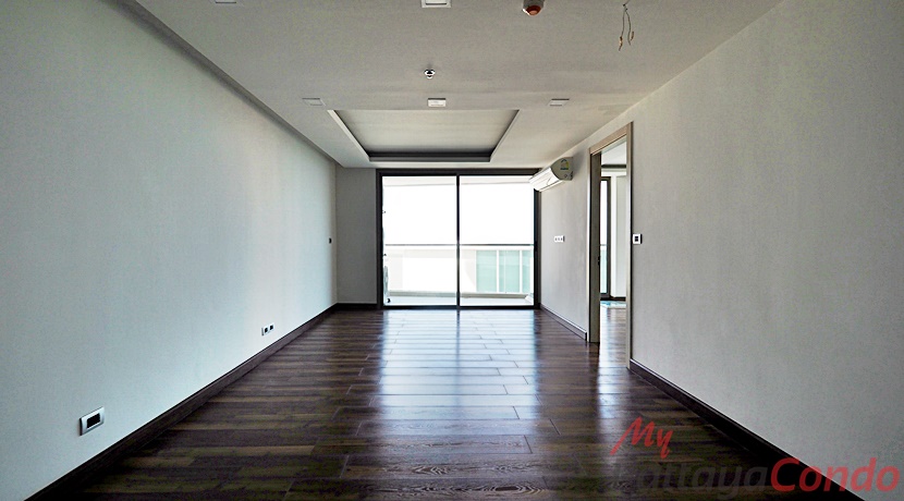 The Peak Towers Pattaya Condo For Sale - PEAKT47-2