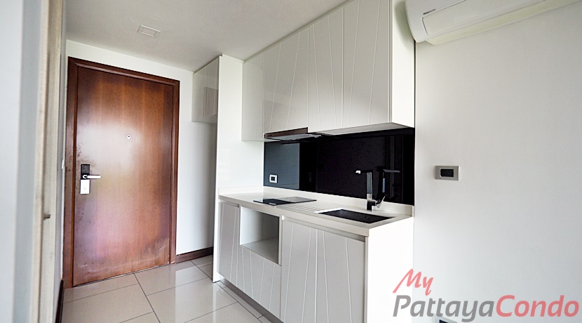 The Peak Towers Pattaya Condo For Sale - PEAKT42-2