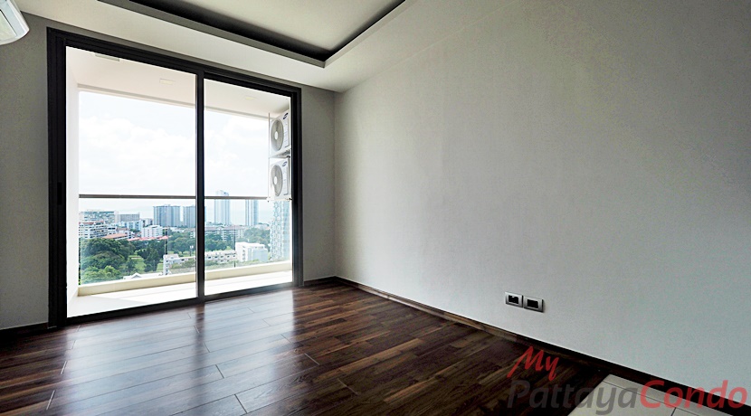 The Peak Towers Pattaya Condo For Sale - PEAKT43-2