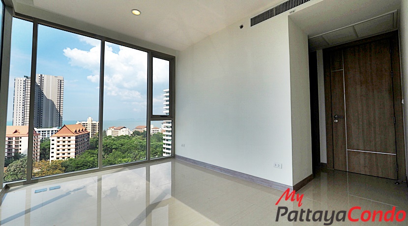 Riviera Wong Amat Condo For Sale - RW40-8