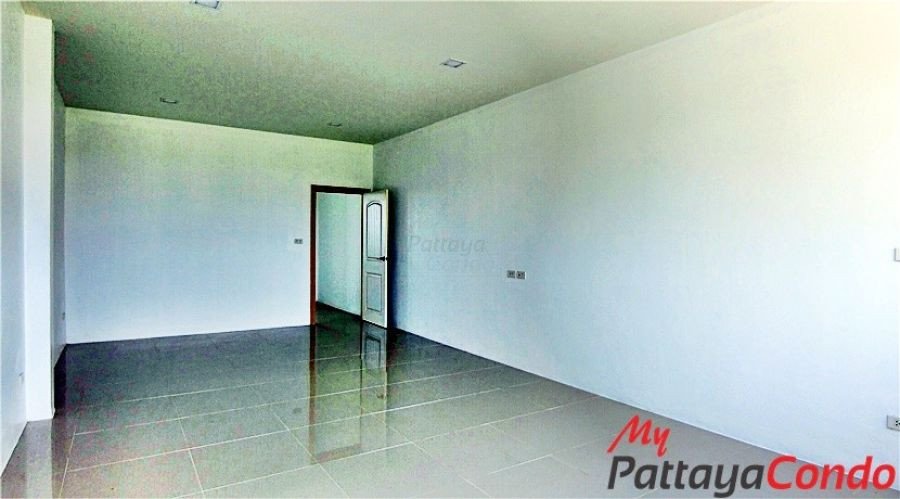Private Townhouse Huay Yai Pattaya For Sale - HE0008-9