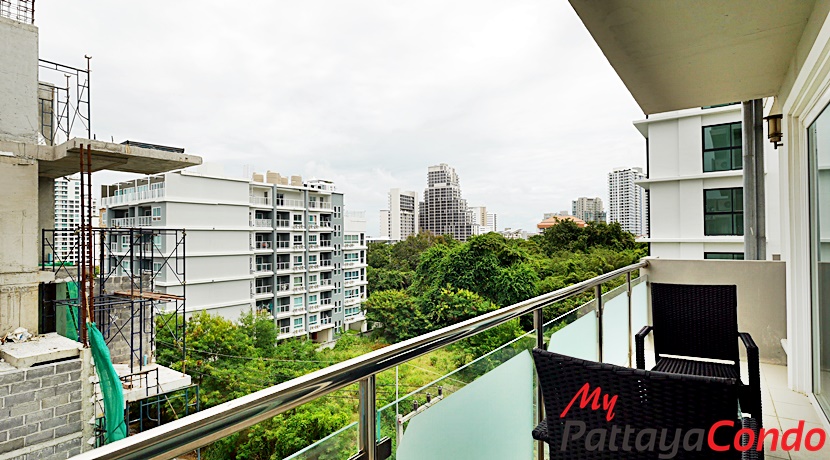 Tudor Court Pattaya Condo For Sale - TUDOR03-12