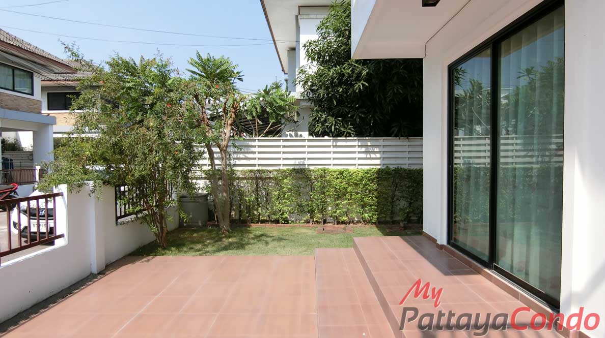 Uraiwan Park View East Pattaya House For Sale - HEURW01-4