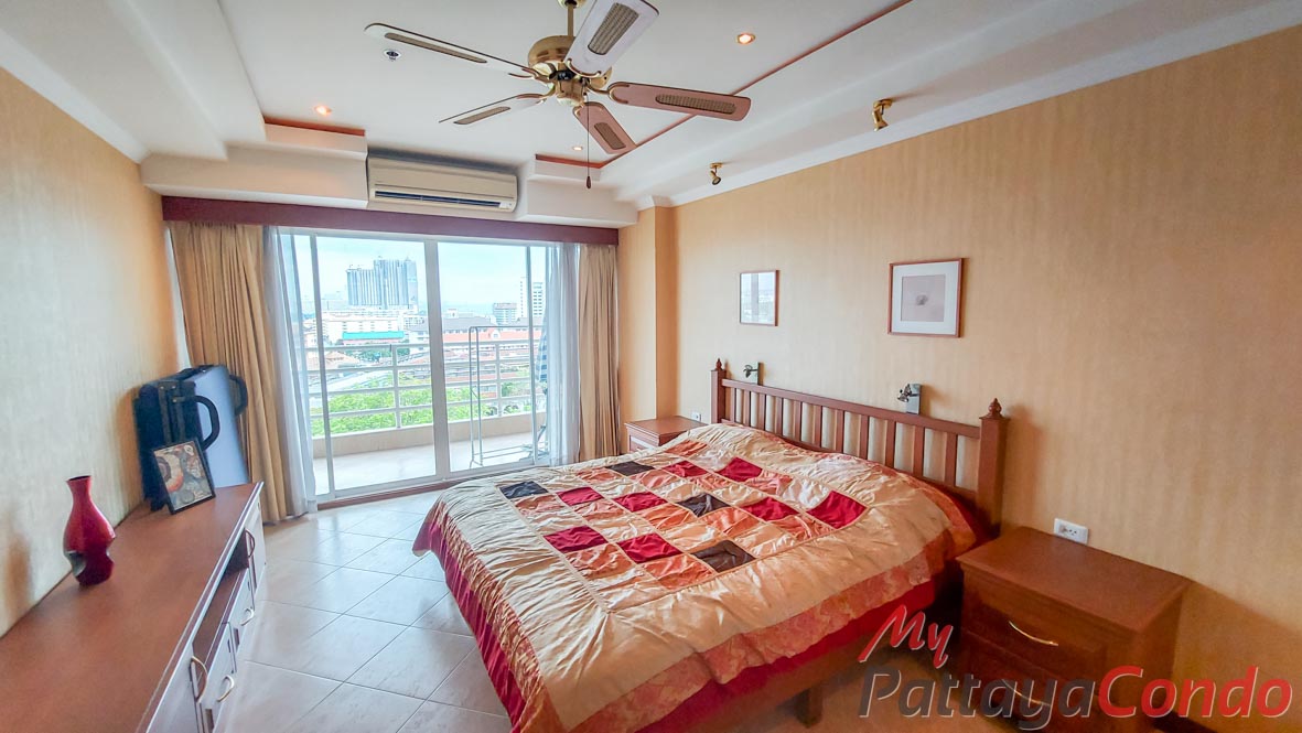View Talay 5 Pattaya Condo For Sale - VT5D04-5