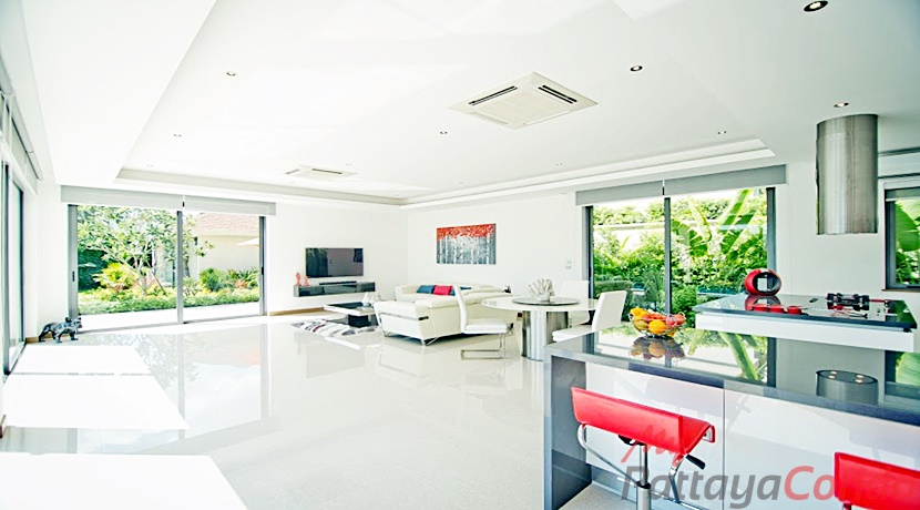 The Vineyard Phase 3 East Pattaya Pool Villa For Sale - HEVY301-8