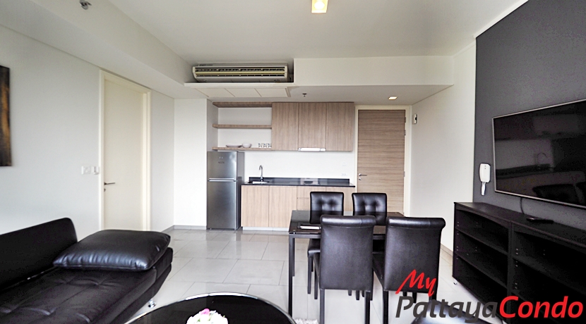 Zire Wong Amat Pattaya Condo For Sale - ZIR04
