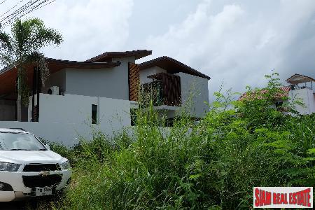 Modern 2-Bedroom Townhouse with Private Pool in Rawai-1