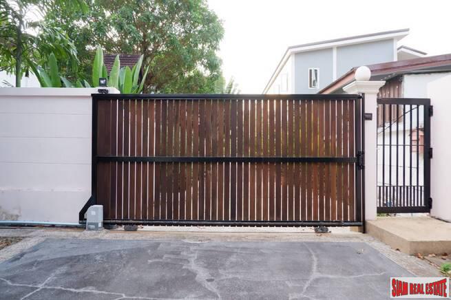 Private Pool Four Bedroom House for Sale in Surin-2