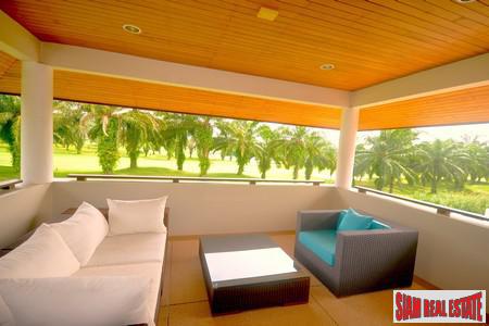 Loch Palm Villa | Luxury and Spacious House for Sale in Kathu-17