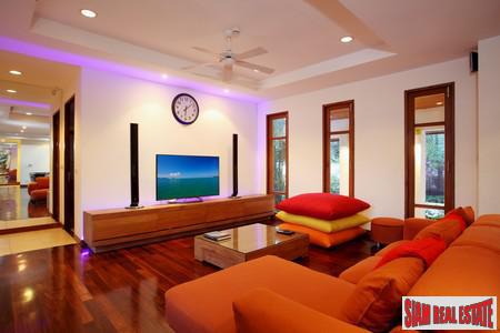 Loch Palm Villa | Luxury and Spacious House for Sale in Kathu-6
