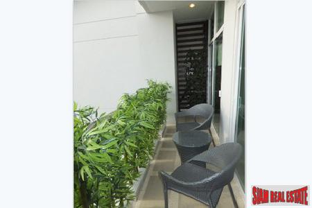 Karon Hill | Walk to the Beach from this Luxurious One Bedroom Sea View Condo for Sale-11