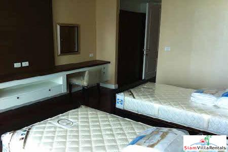 Athenee Residence | Very Large Luxury Three Bedroom Condo for Rent at Rajdamri BTS.-9
