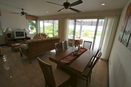 East Coast Ocean Villa | Spacious 2 Bed with Million Dollar Sea View-11