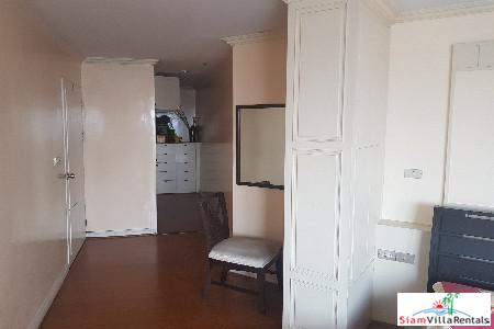 Witthayu Complex | Large Two Bedroom Condo near BTS Phloen Chit